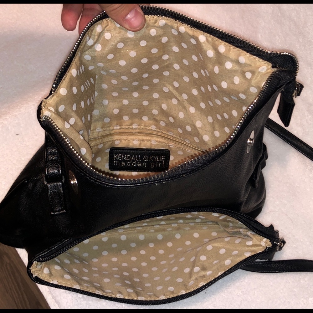 Handbag - Picture 3 of 3